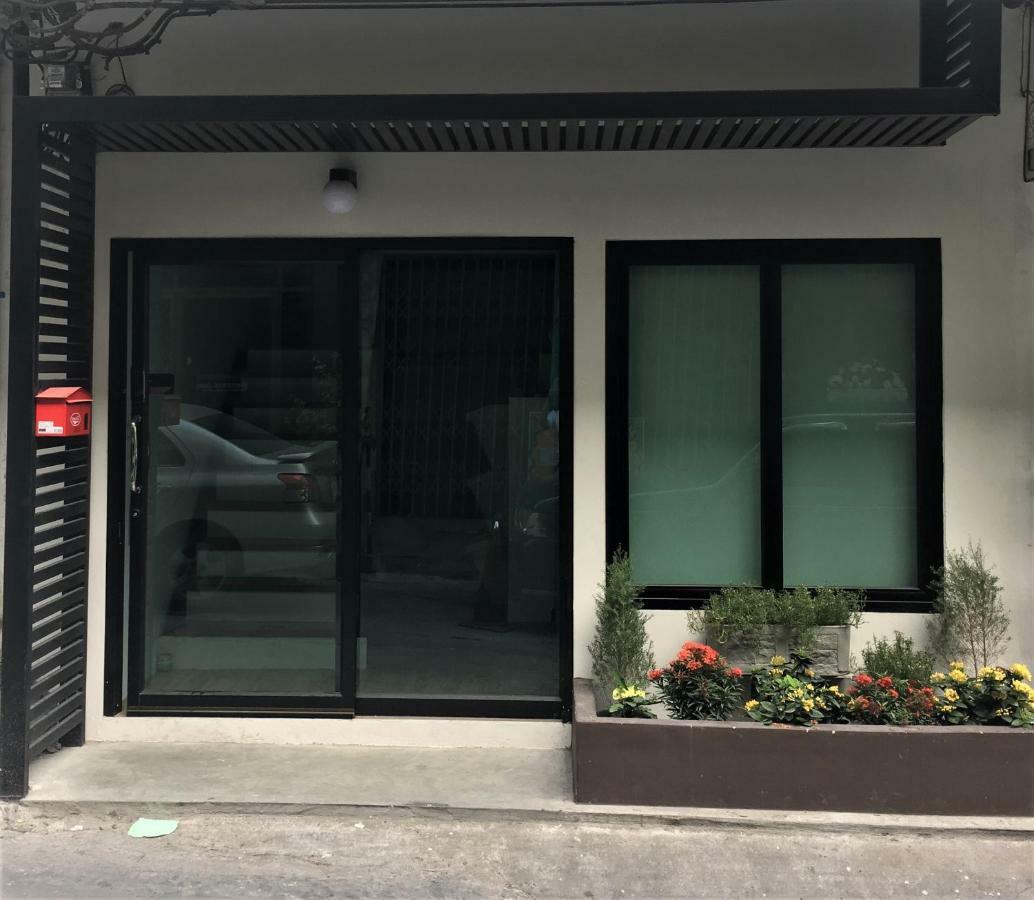 Live Like A Local In Ekkamai Apartment Bangkok Ngoại thất bức ảnh